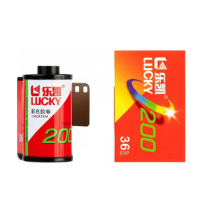Lucky Color 135mm 200 ASA 36 pose